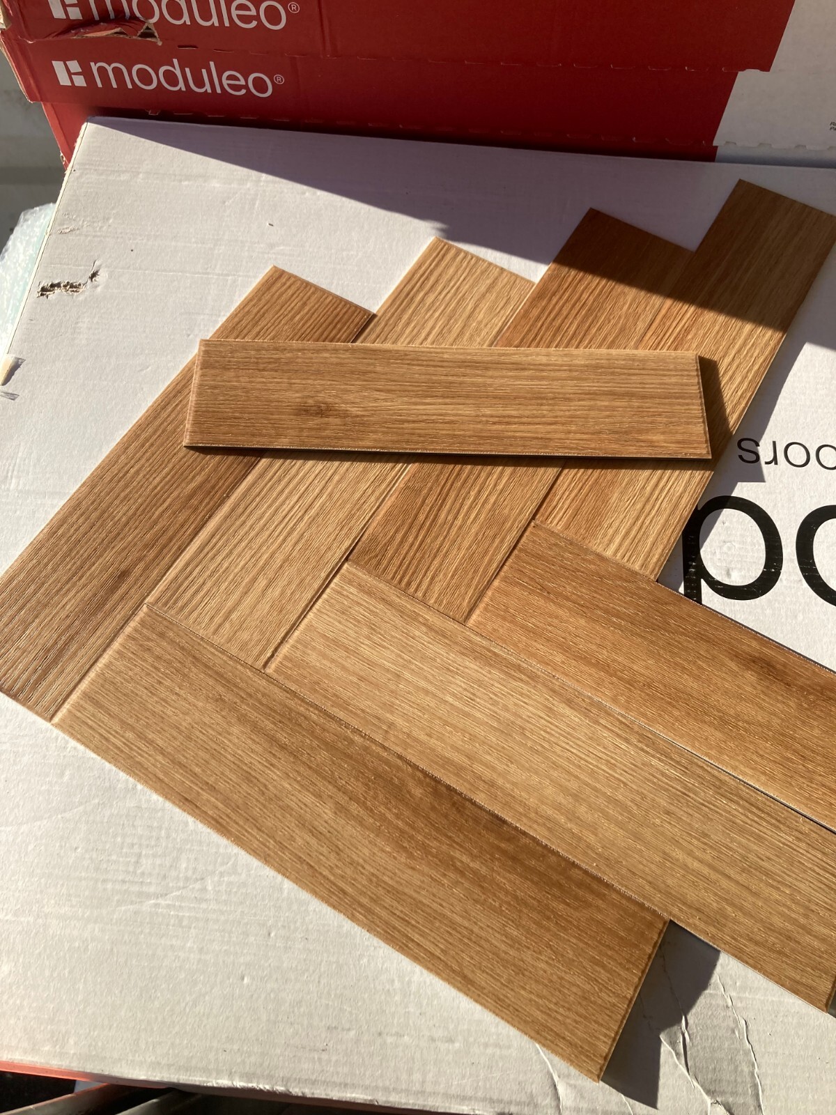 moduleo vinyl flooring Click And Dryback/Gluedown