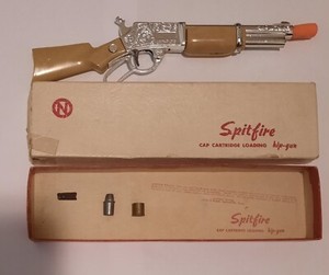 Vintage Nichols Spitfire Cap Cartridge Loading Hip-Gun Toy Rifle 8.5” Used