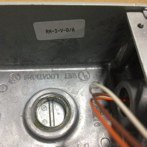 General Eastern - RH3-OA- Relative Humidity Transmitter +-3%, 4-20mA, Outside Ai - Picture 7 of 7
