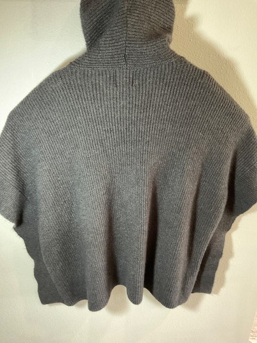Gray Knit Hooded Poncho Sweater With Front Pockets By Maplesage - Picture 3 of 3