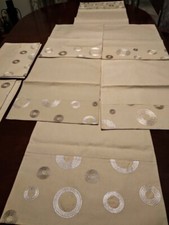Pretty Cotton/Linen Table Runner With 6 Placemats