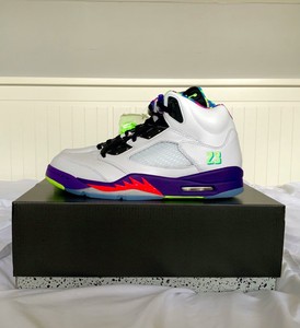 white ghost green jordan 5