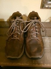 Men's Sketchers Goodyear Arch support Size 10 Leather Ankle Boots