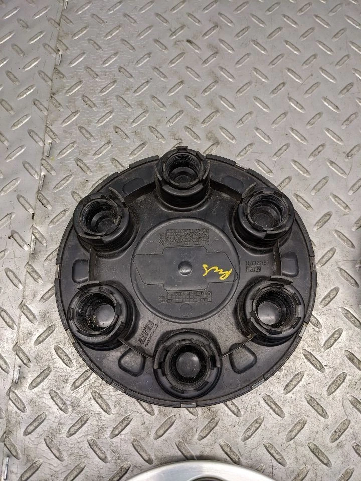 Chevy Silverado Suburban Tahoe Avalanche 1500 1999-2006 juego de 4 centros 1165609 Foto 3 de 4