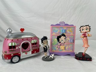 Betty Boop Collectible Figurines & Accessories Set Pink Camper Baby Boop Drawe