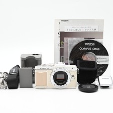 OLYMPUS PEN E-PL7 Mirrorless Camera, White 4108 shots  Excellent  