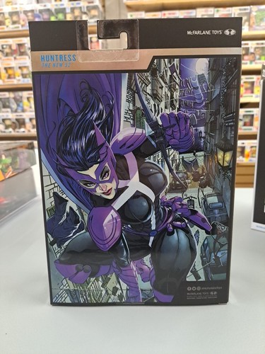 DC Multiverse McFarlane Toys Collector Edition Huntress (The New 52) Figure - Picture 3 of 6