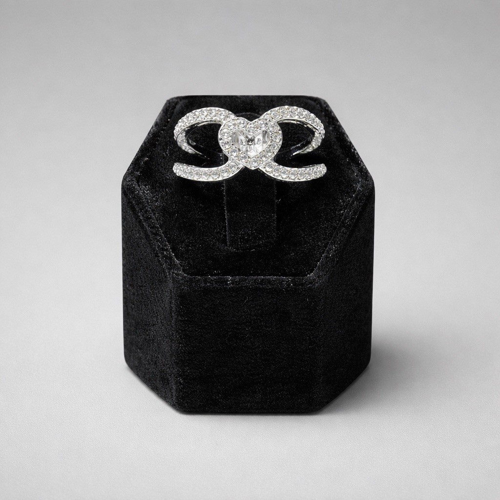 Interlocking double Heart silver tone ring size 7… - image 1