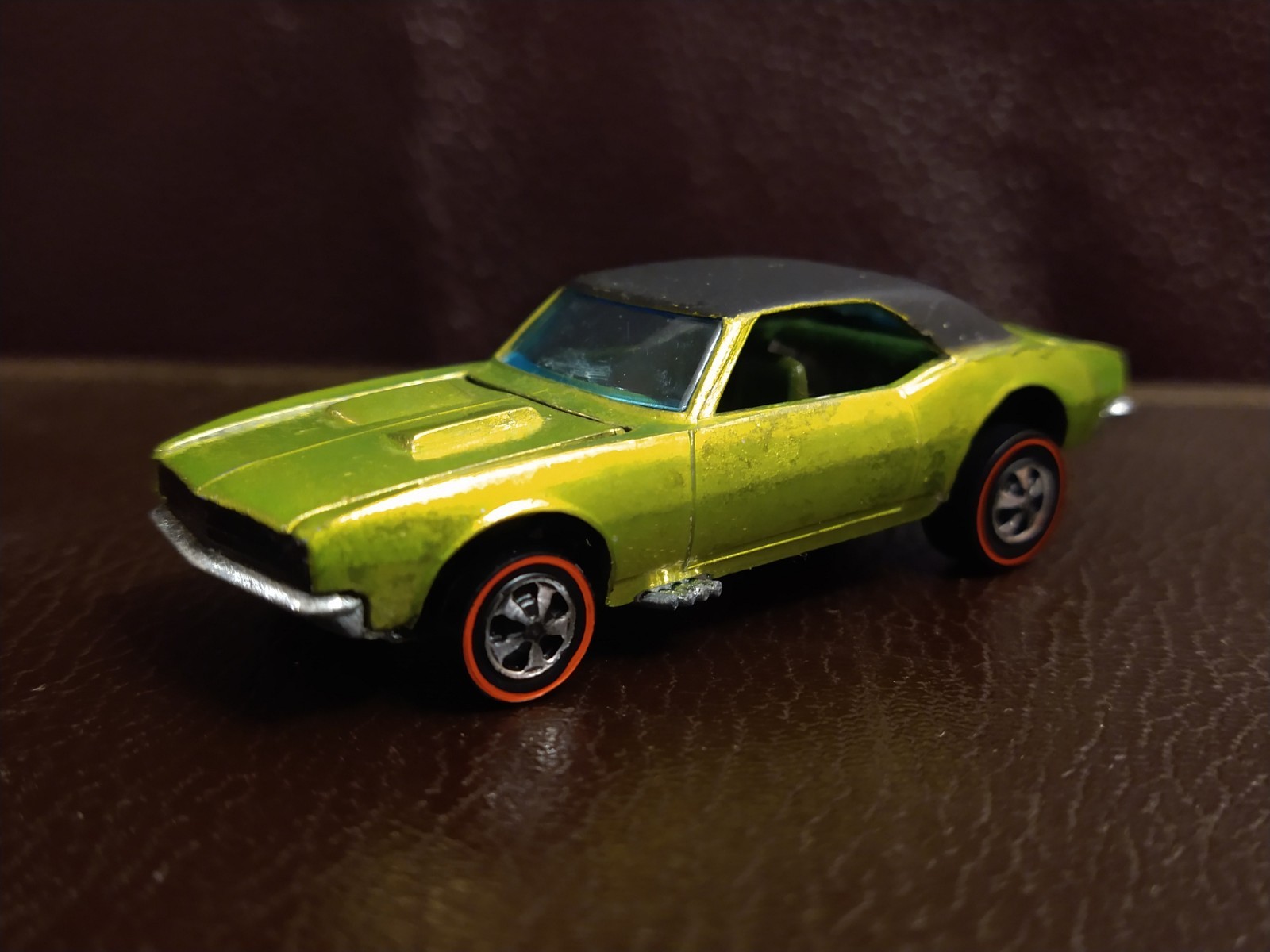 Hot Wheels REDLINE '68 Custom Camaro - Antifreeze w/Blk Top 