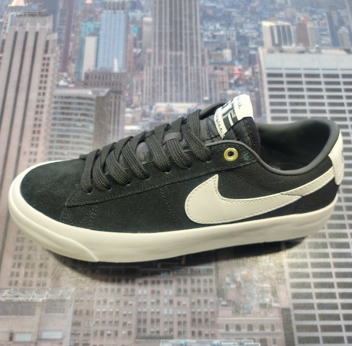 nike sb zoom blazer low gt qs