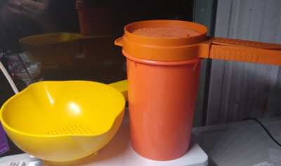 Tupperware Vintage medium Harvest Gold Colander & Orange Sifter with 6'' canister