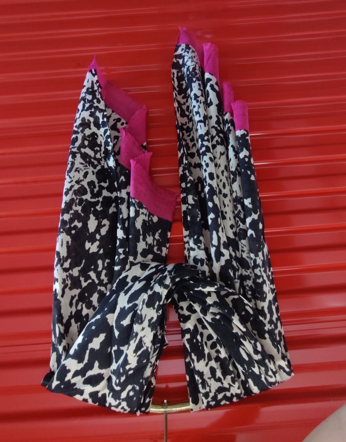 Lands' End Animal Print Knit Wool Rectangle Scarf Fringe Lightweight Pink