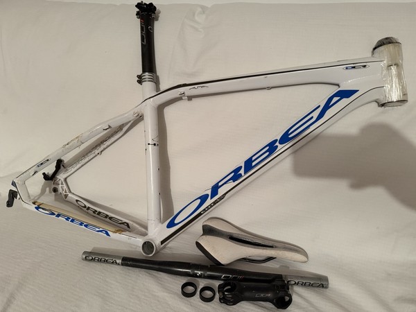 Cuadro Orbea Alma 26” Aluminio/ Cht - Dcr / Fsa  Selle Italia Orbea Components