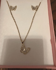 Gold Beautiful Butterfly Clear Crystals Necklace Earring Set Pink Gift Box NEW