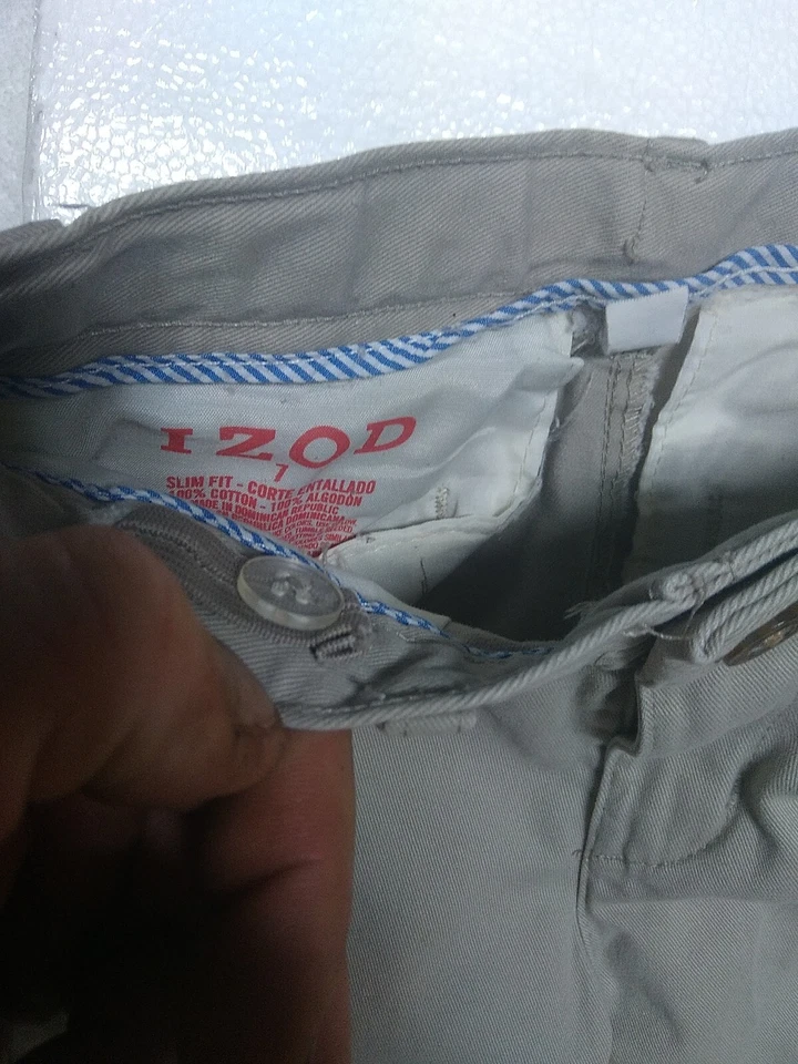 2 pares de pantalones caqui para niños talla 7 Izod (delgados) y Place Est 1989 (reg) se envía rápidamente Foto 3 de 4