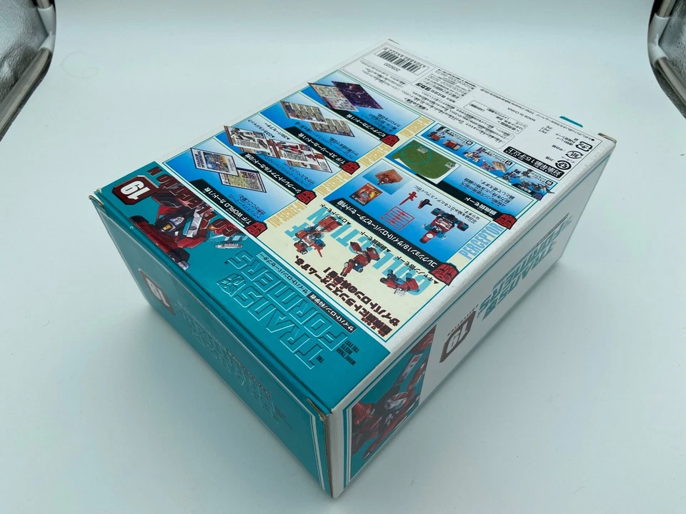 Transformers G1 2005 Perceptor MIB book collection 19 takara - Image 4 of 4