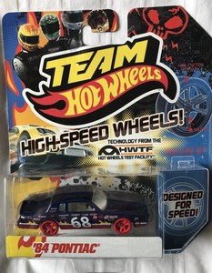 team hot wheels red