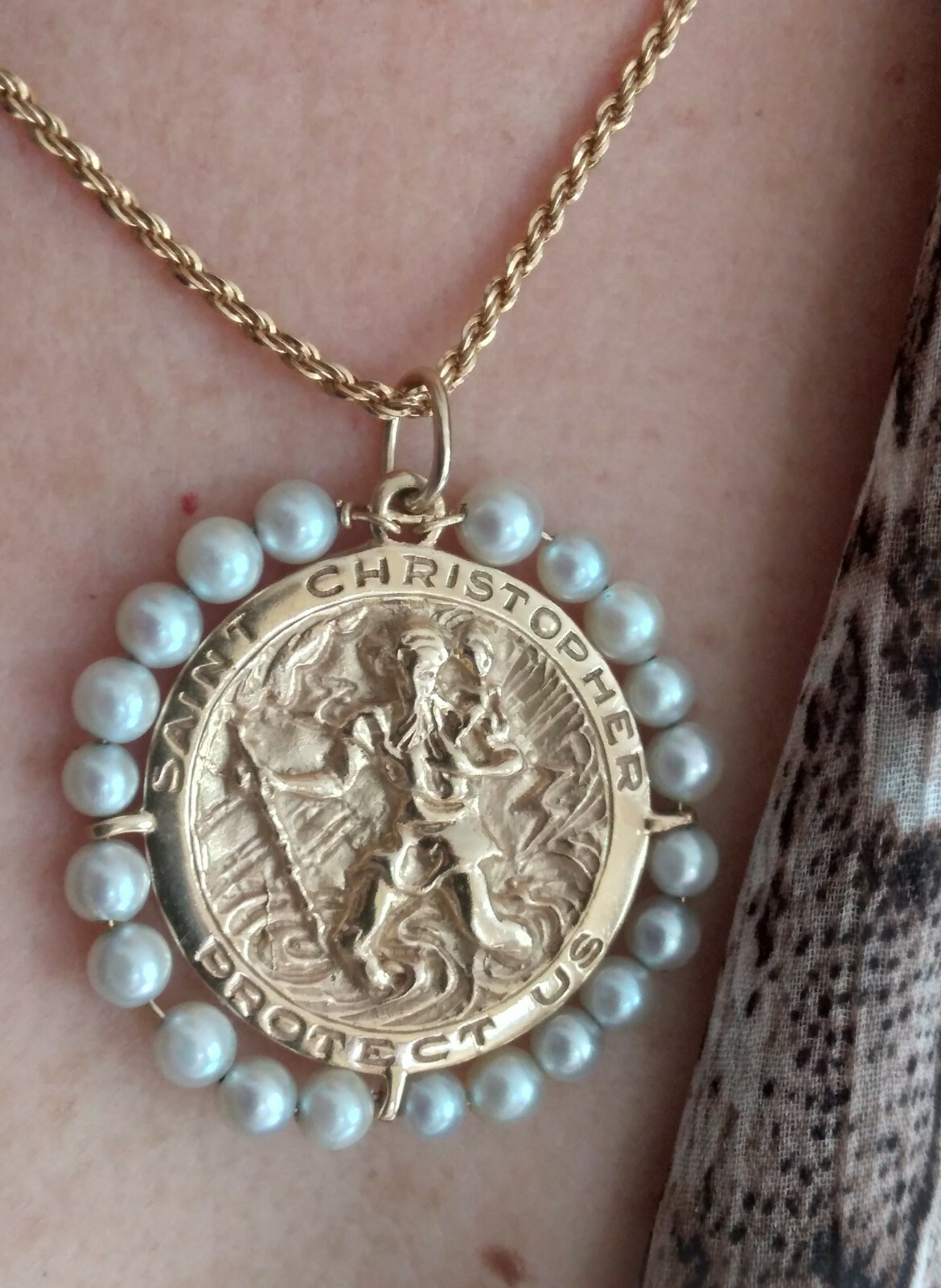 14K GOLD VINTAGE SAINT CHRISTOPHER PENDANT CULTURE… Gem