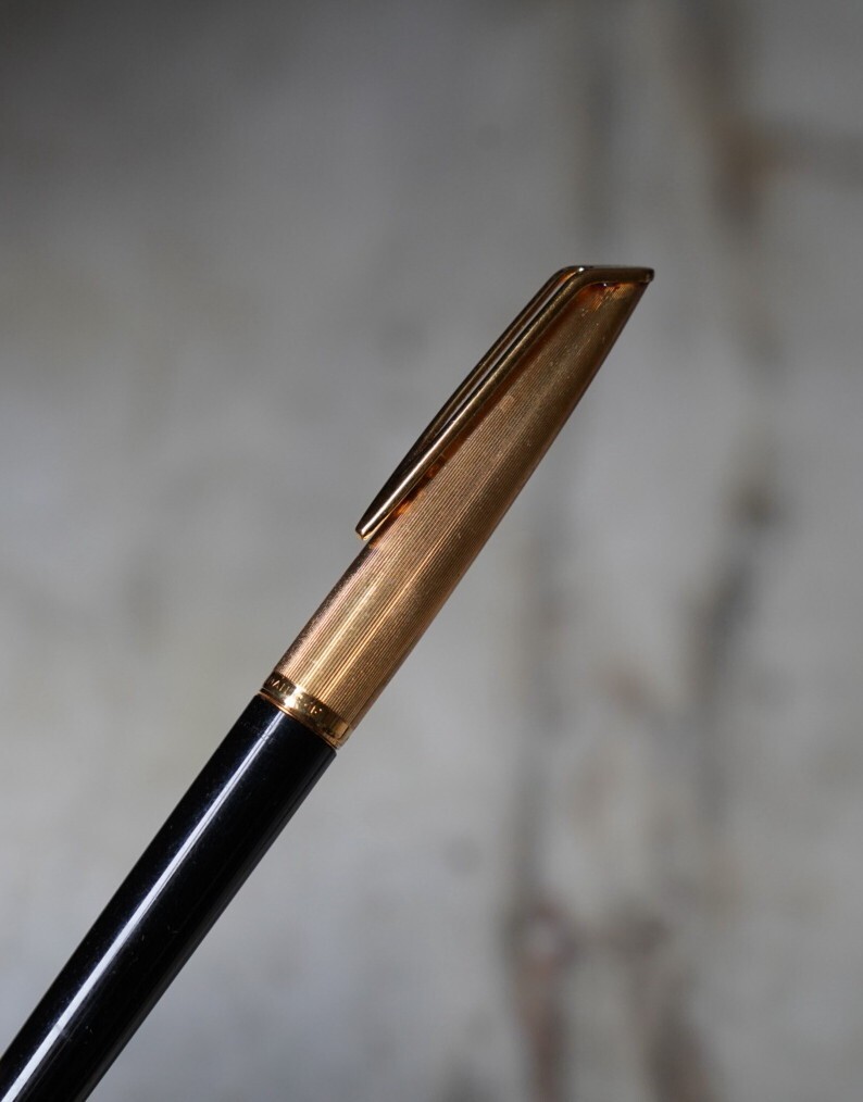 Stylo Plume Waterman CF - Résine Noire, Capuchon Plaqué Or - Plume En Or Massif 18 Carats - Occasion De Caractère