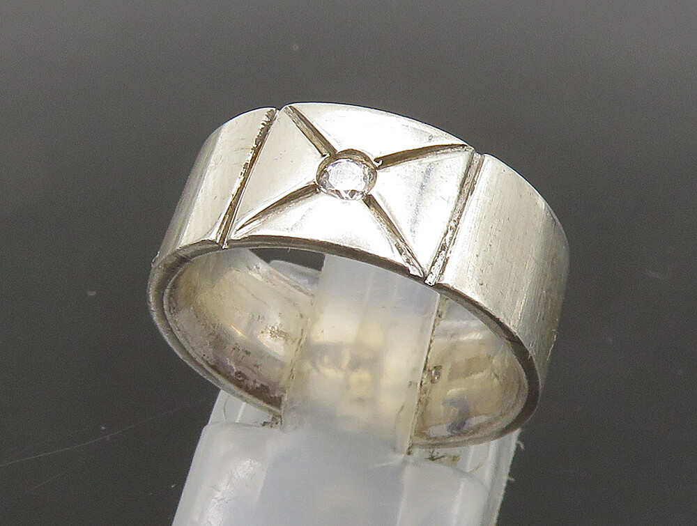CILOR 925 Sterling Silver Vintage White Topaz Smooth Band CILOR 925 Sterling Silver Vintage White Topaz Smooth Band