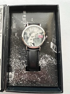 Life Magazine WWII 1945 V-J Day Collectible Watch Times Square