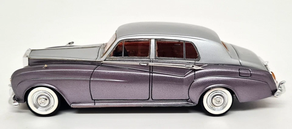 ATC 1/43 Rolls Royce Silver Cloud III 1962-1965 Violet Resin Model Car REPAIRS - Image 4 of 4