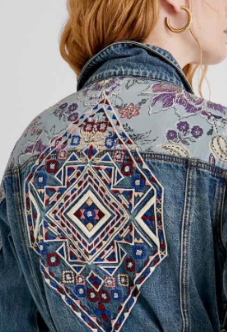 AMERICAN EAGLE Aztec Embroidered Patchwork Embell… - image 1