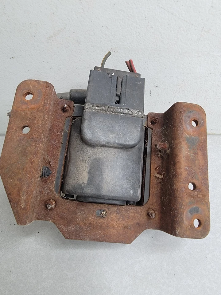 Ford Bronco II 1986-90 2,9 L V6 módulo de bobina de encendido muy usado pieza OEM Foto 4 de 4