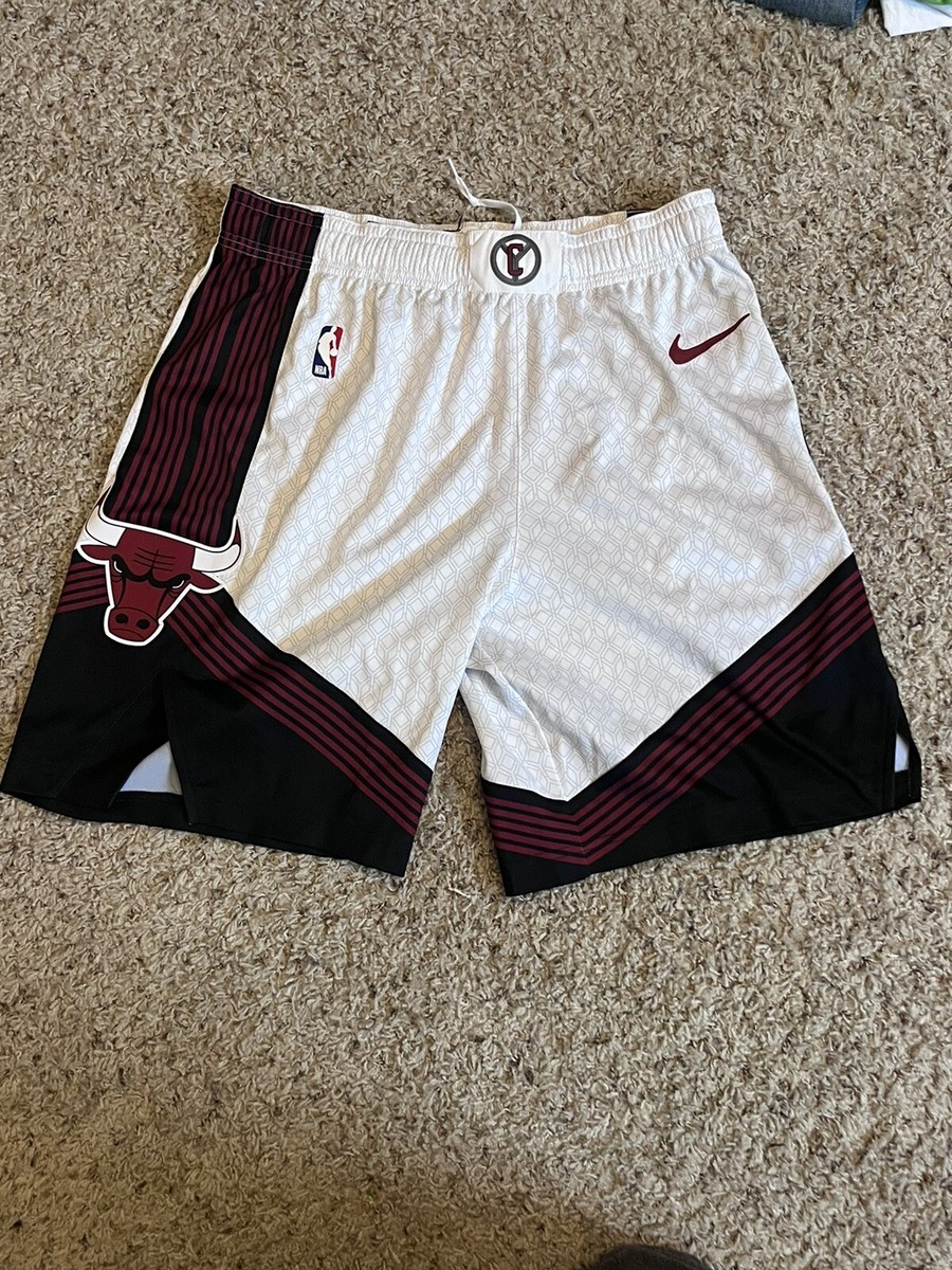 NWOT Nike NBA Authentic Chicago Bulls City Edition White Game Shorts Size 40