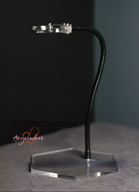 Invisible sales doll stand