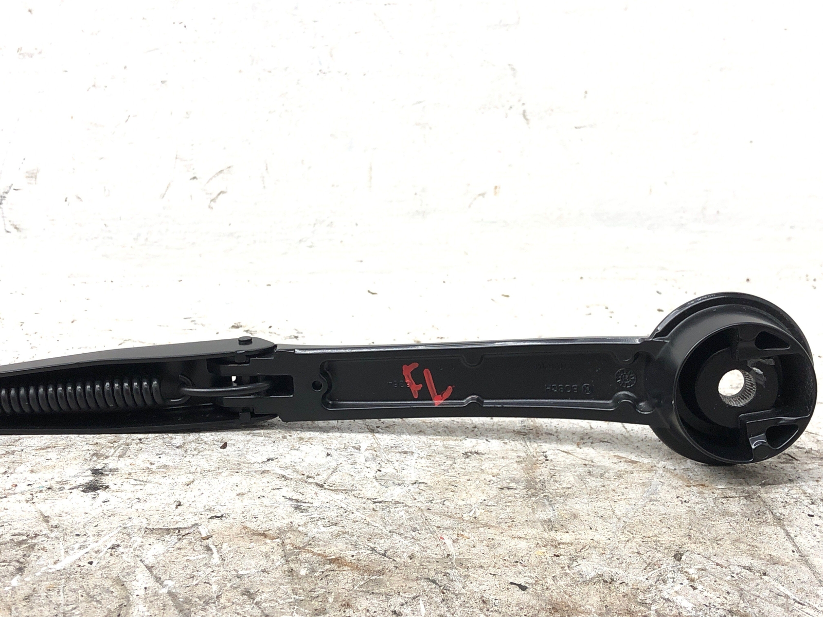 2019-2023 ASTON MARTIN VANTAGE WINDSHIELD WIPER ARM SET LEFT RIGHT KY63-17526-AA
