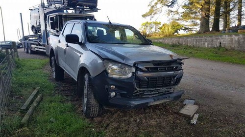 2021 ON MK4 ISUZU D-MAX AIR BOX FILTER ASSEMBLY + FLOW METER 1.9 DIESEL RZ4E - Picture 7 of 10