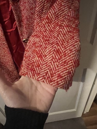 Gianni Versace women’s Red White Wool Tweed Jacket Coat Sz 40 - Picture 3 of 10