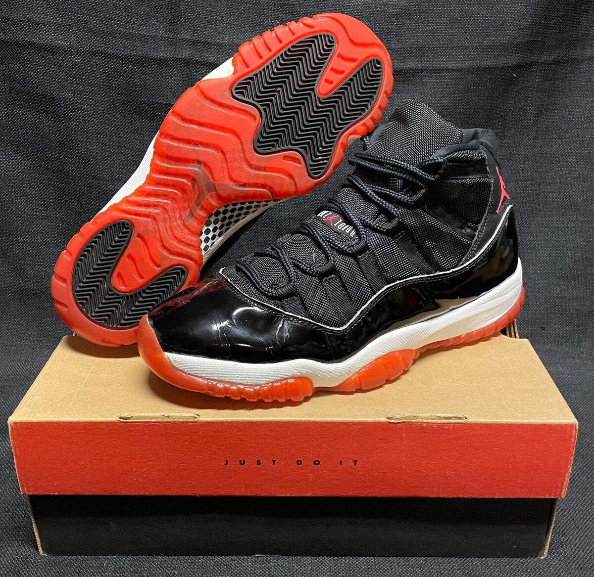 1996 VNDS Nike Air Jordan XI OG Playoffs sz 12 Bred 11 1996 VNDS Nike Air Jordan XI OG Playoffs sz 12 Bred 11