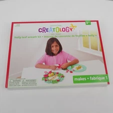 Creatology Holly Leaf Wreath Kit Christmas Craft Set For Kids Ages 8+ New in Box