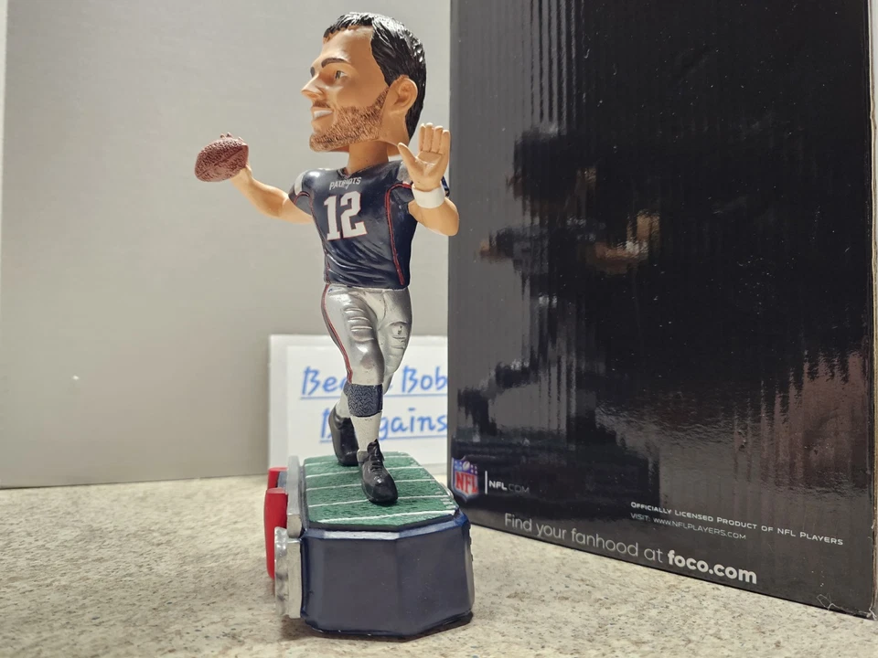 Tim Brady New England Patriots NFL 2018 #'d FOCO Bobblehead Nuevo en caja Foto 3 de 4