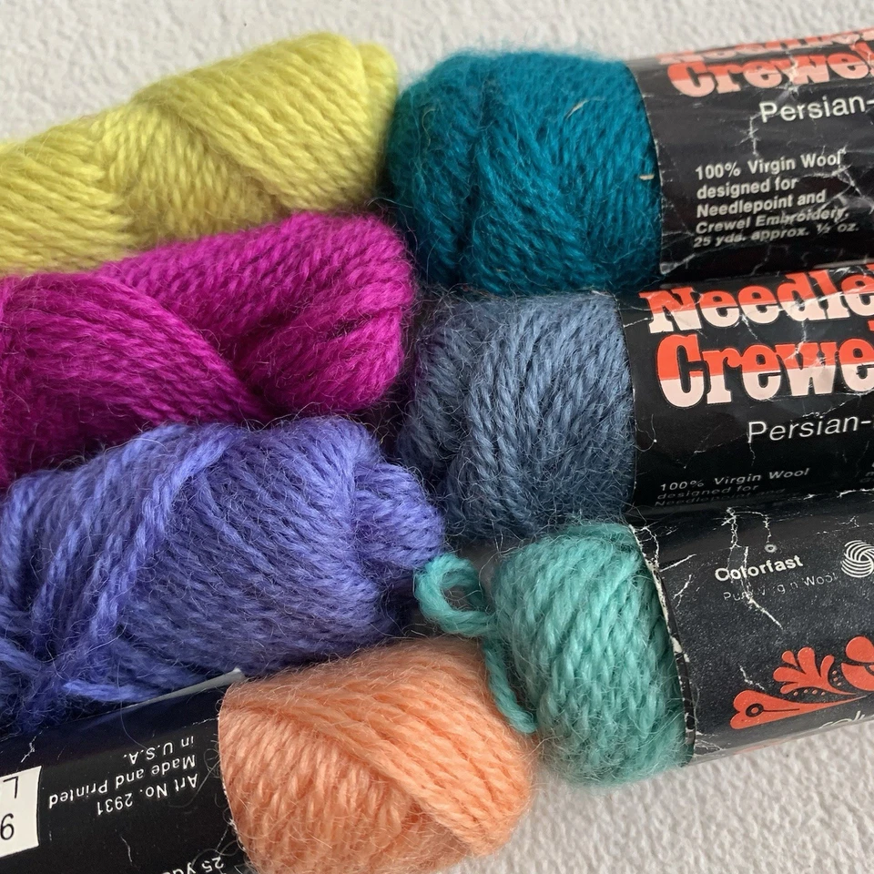 Crewel 针尖纱 100% 羊毛哥伦比亚 Minerva 7 骨架桃蓝色玉头 — 第 3/4 张图片