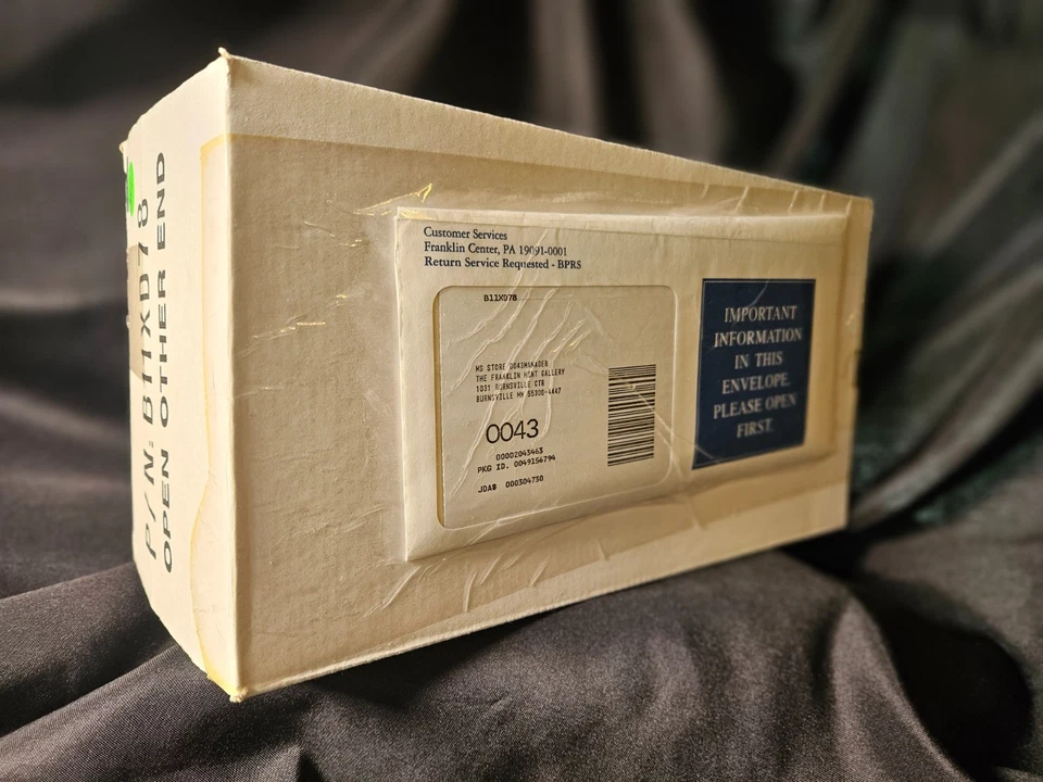 Franklin Mint Richard Petty Race Car 1:24 Scale Inv. #5463-Awsum Cutaway Display - Image 4 of 4