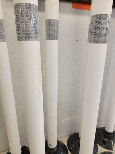 (7)ULINE Flexible Delineator Round Post with Base - 36", White - Picture 15 of 18