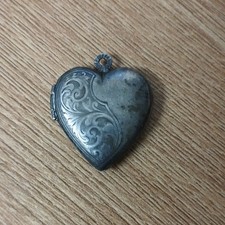 Vintage Solid Silver Heart Shaped Locket Good vintage condition