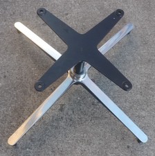 Herman Miller Eames Lounge Chair Ottoman base, 90's edition