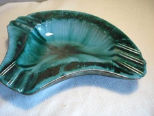 Vintage  Mid-Century  Modern Aqua-Green Glossy Finish Ceramic Ashtray