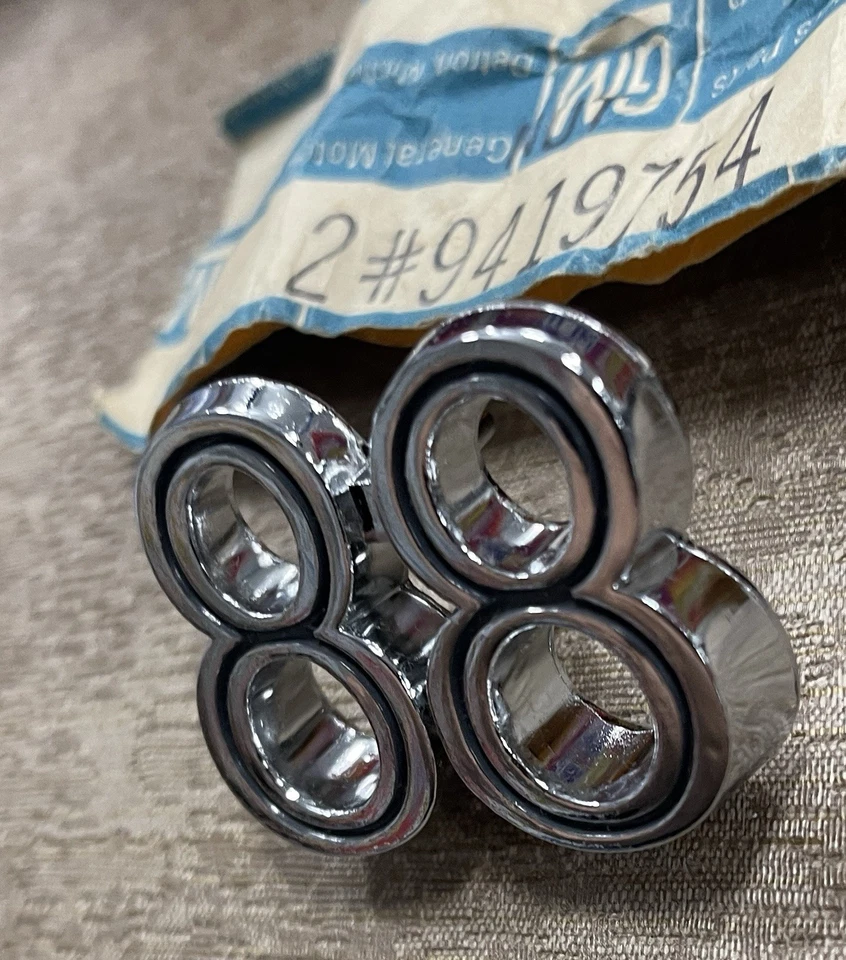 Pacote de script para-lama dianteiro Oldsmobile JetStar Chrome 88 NOS 1965 - Imagem 4 de 4