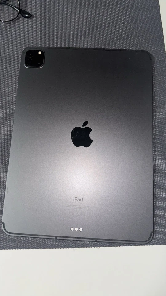 iPad Pro 11-inch Wi-Fi 2021 Spacegrau - Bild 2 von 3