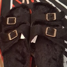 Women s Black Faux Fur Slip-On Slippers Open Toe Double Strap Buckle US 9-10