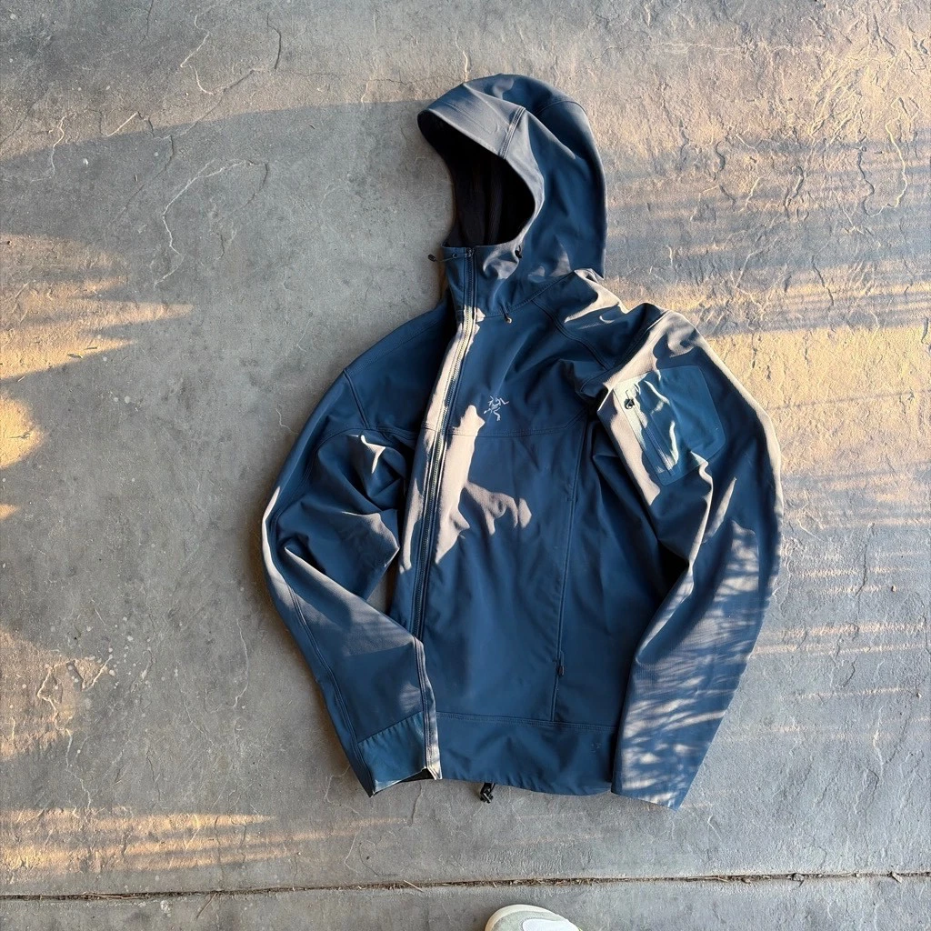 Arc'teryx XL Gamma MX Hooded Hard Shell Jacket in Yukon Yellow image 2