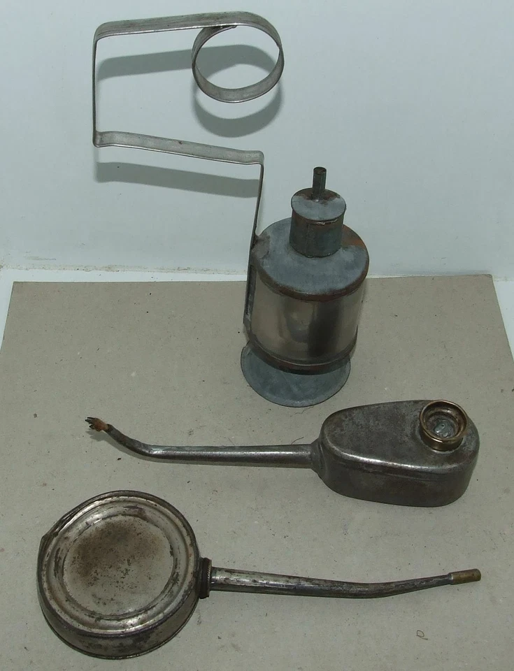 2 anciennes lampes à pétrol où alcool & 1 burette - Objets atelier ! - Photo 2/4