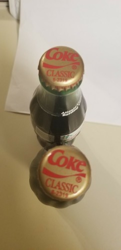 (2)2001 HAPPY HOLIDAYS ATLANTA COCA COLA BOTTLING COMPANY COCA COLA BOTTLE 8oz - Picture 5 of 5