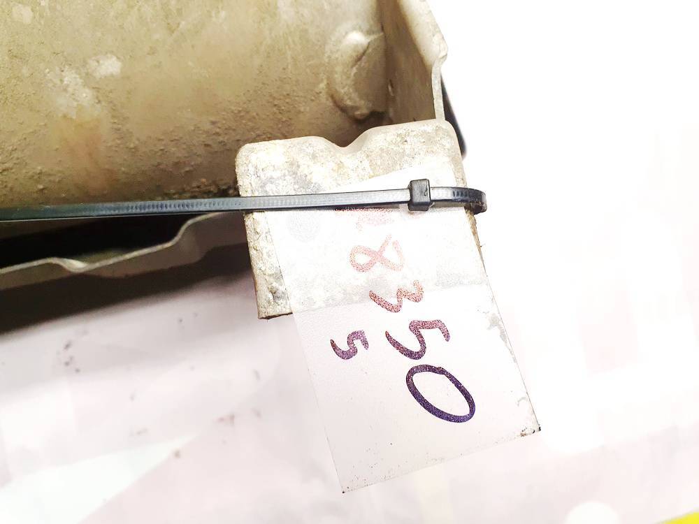 07 MERCEDES Gl450 Luftfederung Tank Reservoir Cover 1646190138  