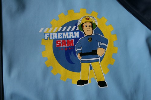 ꕥ Feuerwehrmann Sam Regenjacke Gr. 98/104 ꕥ - Bild 4 von 4
